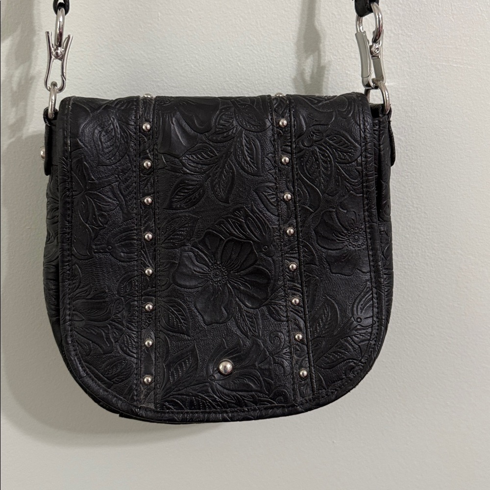 Black Crossbody Bag. Conceal and carry